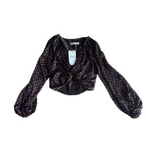 ✨NWT Zara Blouse✨